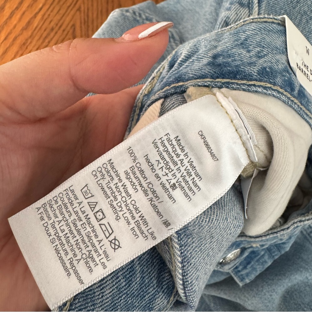 Madewell The Darted Barrel-Leg Jean
Edmonson WashRigid NWT SZ‎ 32 - Picture 11 of 13
